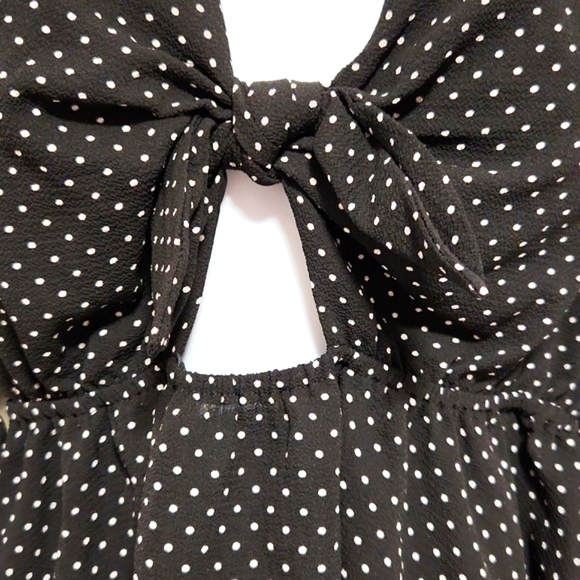 Polka Dot Tie Front Top - Picture 3 of 10